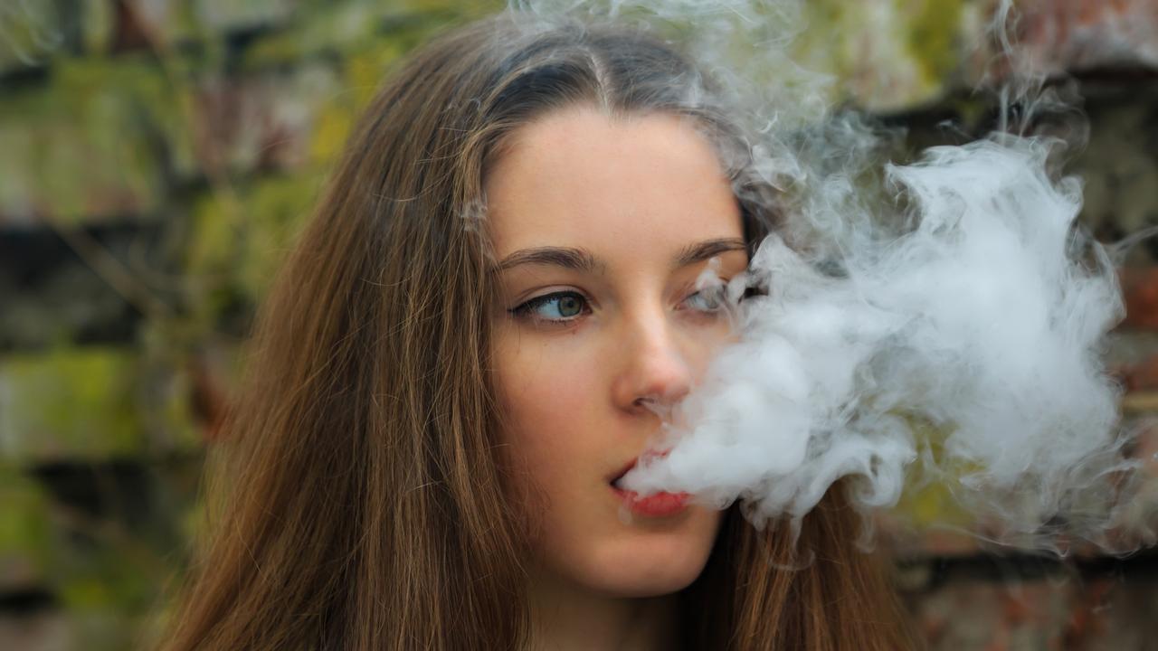 Tiktok Vaping Challenge Craze Fuelling Teen Crisis Herald Sun 3547