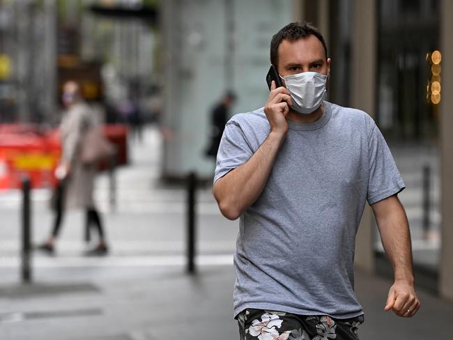 Outdoor mask rules will be scrapped in NSW in December. Picture: NCA NewsWire/Bianca De Marchi