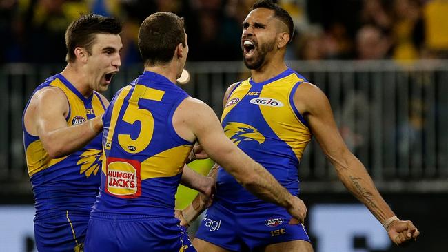 Lewis Jetta celebrates a goal in the qualifying final against Collingwood.