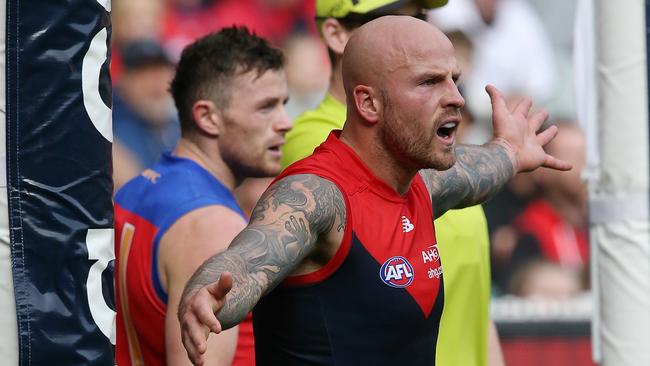 Nathan Jones calls for a deliberate rushed behind — he’ll have more luck this year. Picture: Wayne Ludbey