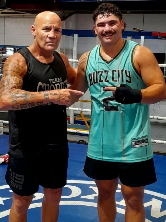 Mark ‘Chopper’ Burgess and a fitter te Whare.