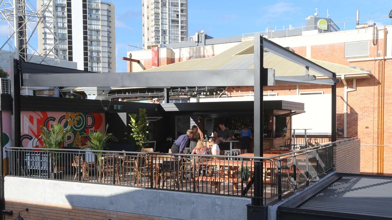 The Gold Coast’s 13 best rooftop bars for chilling and chasing sunsets ...