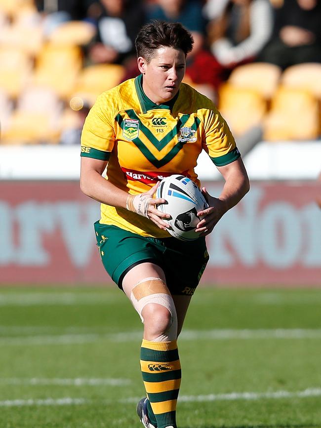 Heather Ballinger of Australia in action during the Trans-Tasman showdown Test match between the Australian Jillaroos and the Kiwi Ferns at Mt Smart Stadium in Auckland, Saturday, 13 October 2018. Image: AAP Image/David Rowland