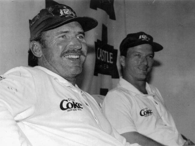 Allan Border (L) and Steve Waugh in 1994.