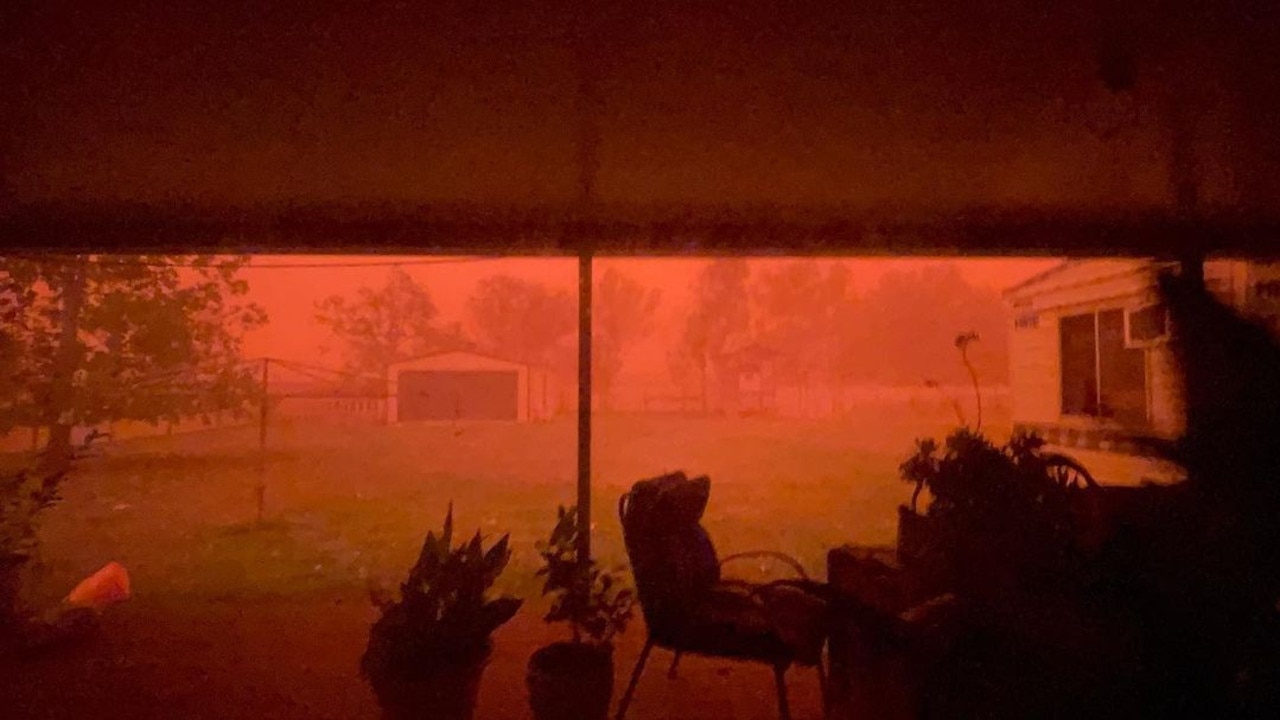 Qld weather Dust storms heavy rain and tornadoes hit southeast