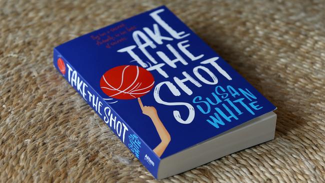 In the book 14-year-old Bug balances living as a teenager with a rare genetic condition.