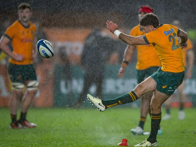 Ben Donaldson’s last-minute field goal sealed a much-needed victory for the Wallabies. Picture: Getty Images