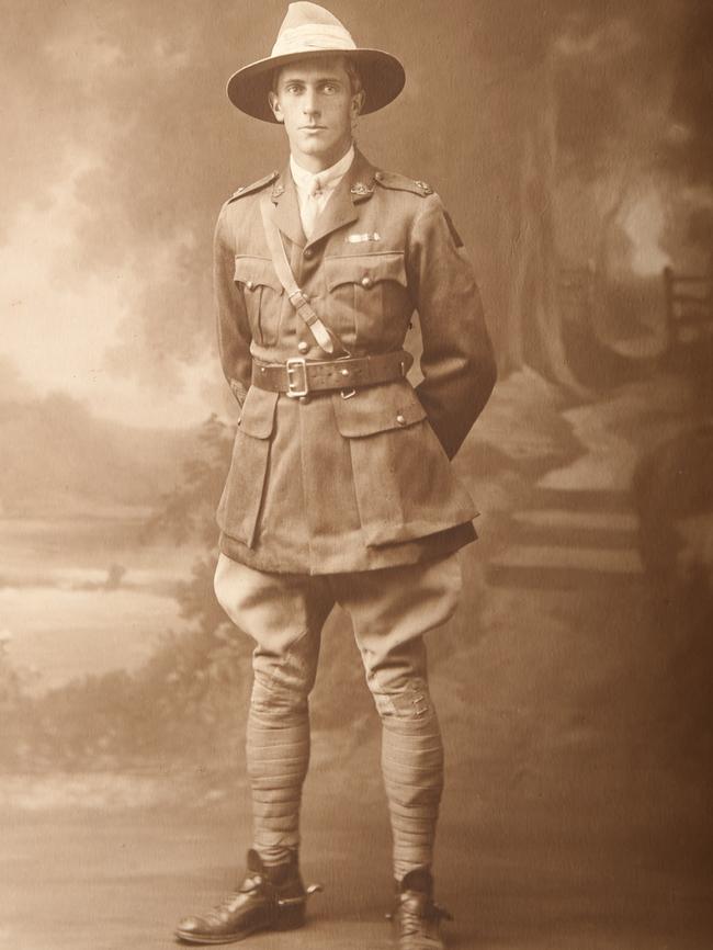 Alice Ross-King’s husband Dr Sydney Appleford served in both world wars.