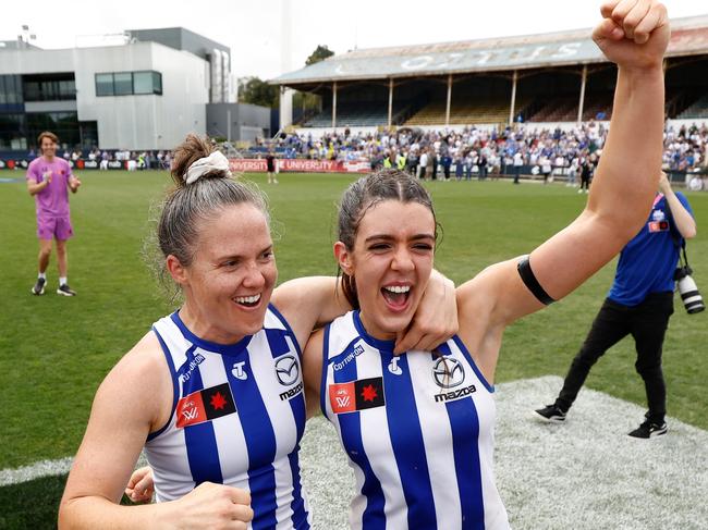 MELBOURNE, AUSTRALIA - NOVEMBER 26: Emma Kearney (left) and Erika O'Shea of the Kangaroos celebrate during the 2023 AFLW Second Preliminary Final match between The North Melbourne Tasmanian Kangaroos and The Adelaide Crows at IKON Park on November 26, 2023 in Melbourne, Australia. (Photo by Michael Willson/AFL Photos via Getty Images)