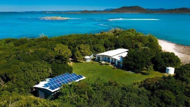 A Queensland family has bought Victor Island in the Whitsundays.