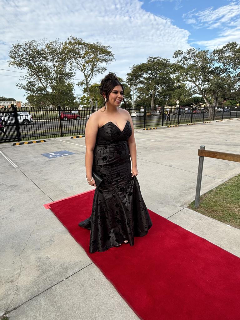 Students arrive at Maryborough State High School's formal.