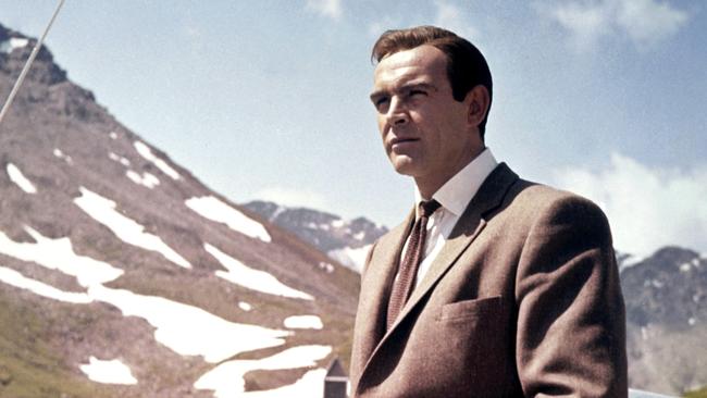 G10H83 Goldfinger 1965 Real  Guy Hamilton Sean Connery. Collection Christophel / RnB © Eon Productions. Picture: istock