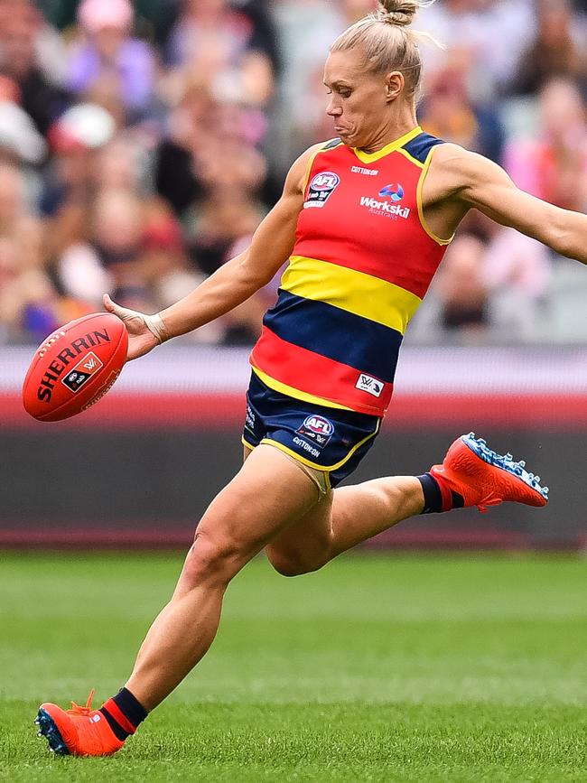 The Crows are offering AFLW specific memberships. Picture: Daniel Kalisz/Getty