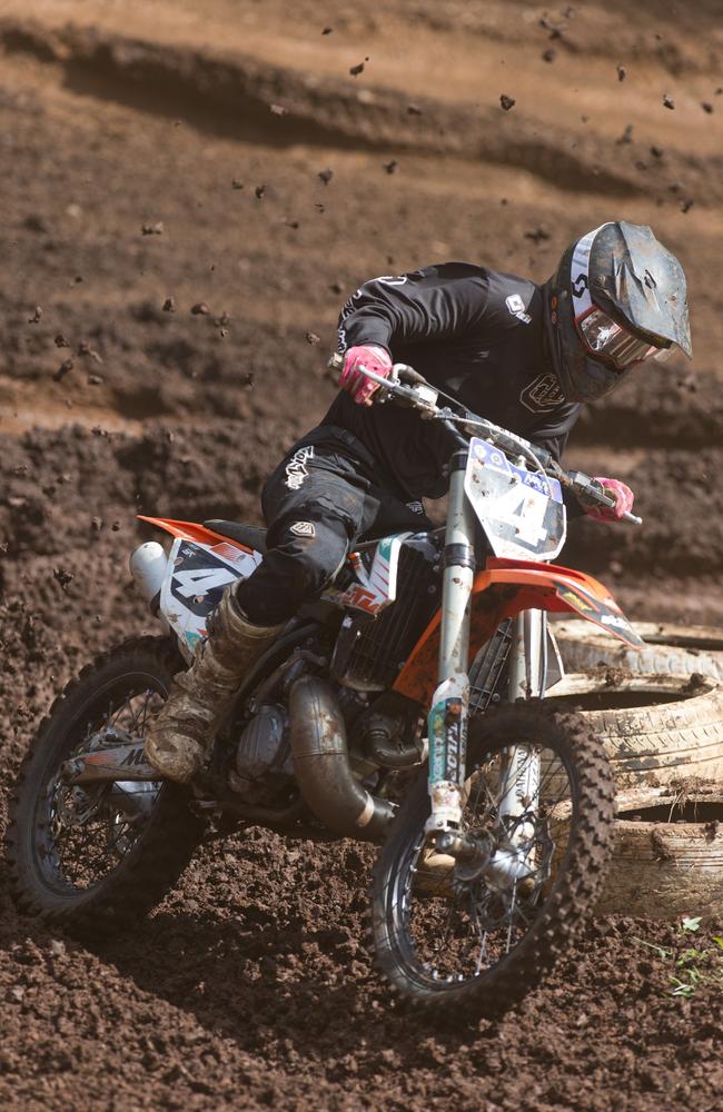 Egan Mastin races in the Mountain Man Motocross final at Echo Valley, Sunday, March 12, 2017.