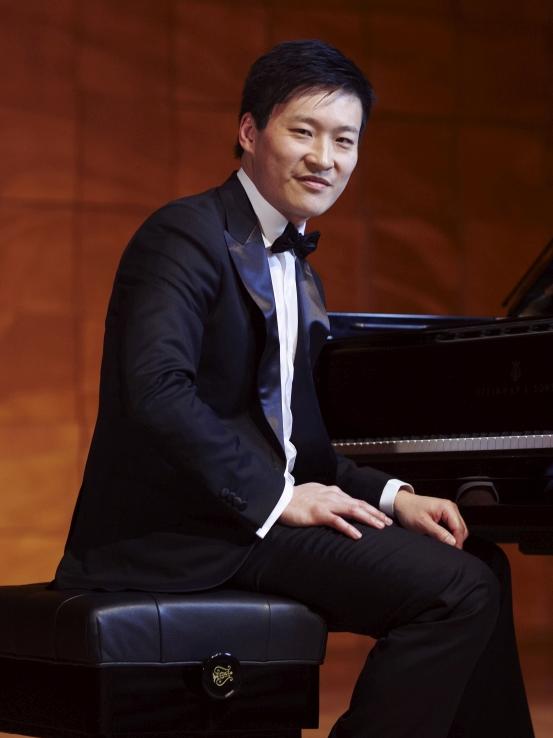 Pianist Kristian Chong.