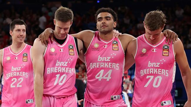 SuperCoach buy, hold, sell: How to handle NBL injury crisis