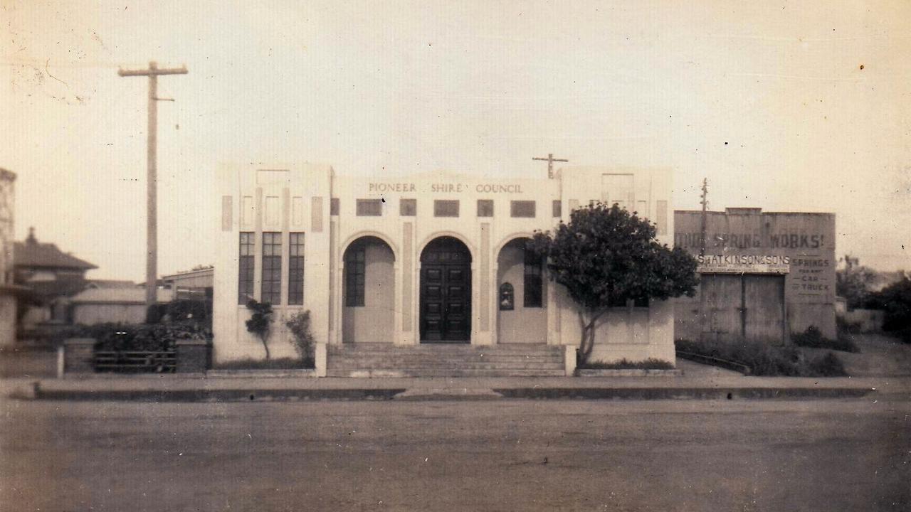 The Pioneer Shire Council Chambers, in Wood Street pictured in 1950. Atkinson's Spring Works in next door.