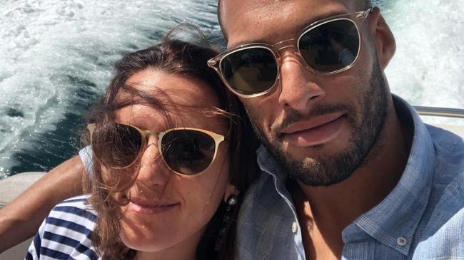 Josh Gibson and Olga Kononchuk have split up.