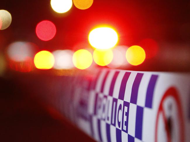 Emergency services pictured at a police shooting in Upper Mt Gravatt, Brisbane 5th of August 2020.  (Image/Josh Woning)