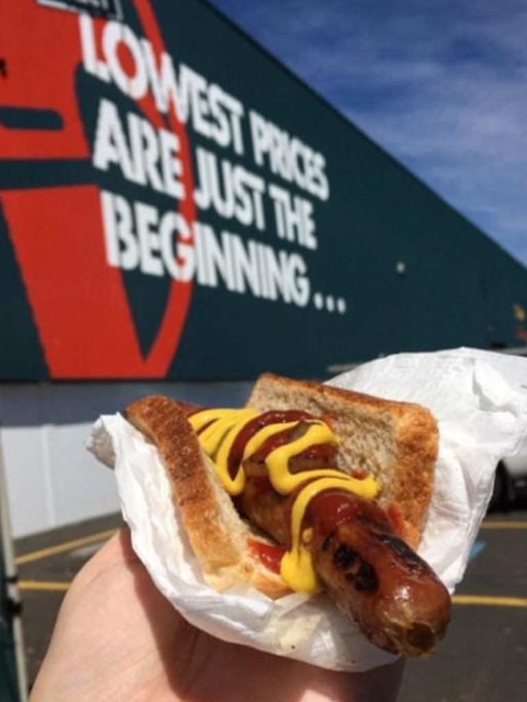 How Bunnings sausage sizzle price set to rise due to cost of living