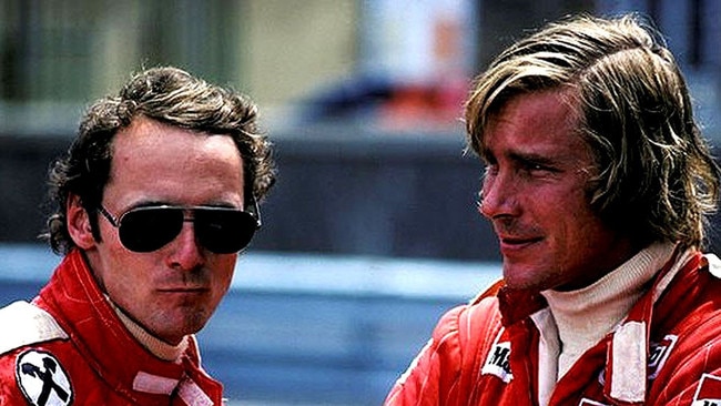 Niki Lauda (L) pictured with teammate James Hunt.