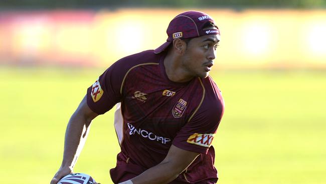 GOLD COAST, AUSTRALIA — MAY 25: Anthony Milford passes the ball during a Queensland Maroons State of Origin training session at Intercontinental Sanctuary Cove Resort Training Field on May 25, 2017 in Gold Coast, Australia. (Photo by Bradley Kanaris/Getty Images)