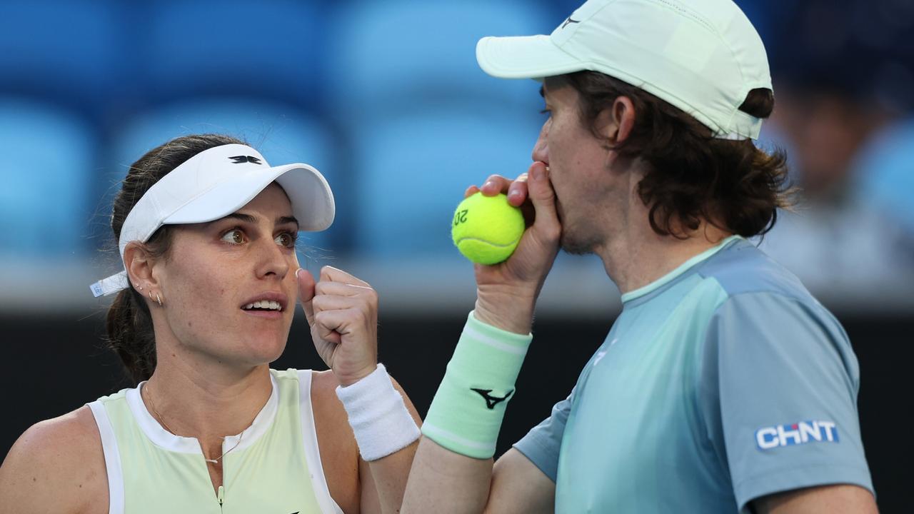 Hopes for ground pass holders in Aus Open mixed doubles final The