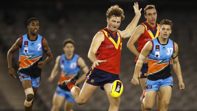 Will Gould in action against the Allies at this year’s under-18 championshipsat Marvel Stadium. Picture: Dylan Burns/AFL Photos