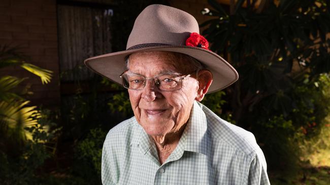 WWII veteran Sydney Kinsman, 98, will be commemorating Anzac Day in his driveway this year. Photo: Emma Murray