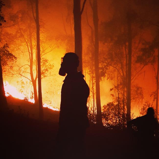 The fire front at Beechmont in 2019. Picture: Aaron Kearney