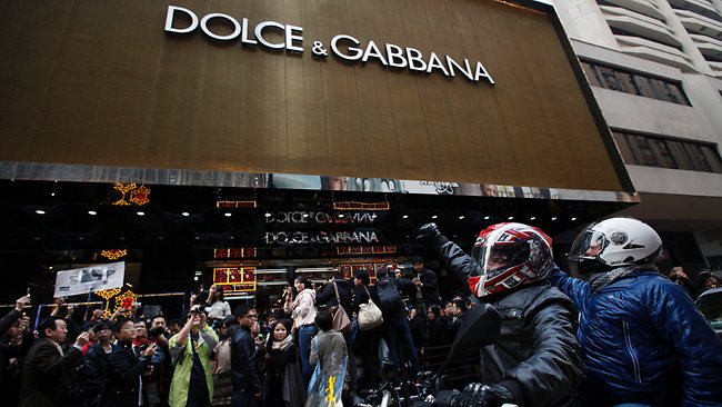 Dolce and gabbana protest sale