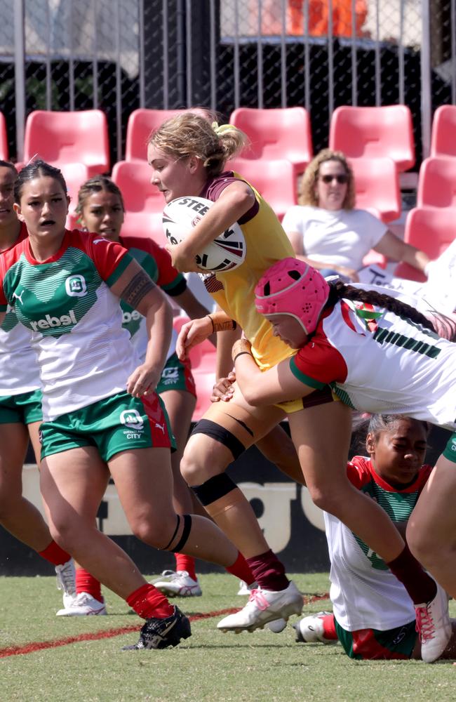 Country player no.3 Charlotte McLean with the ball, Playing in the girlsÃ• City v Country representative league, match open the match-day program, Stones Corner- on April 16th 2025 - Photo Steve Pohlner