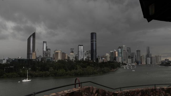 Heavy rain pictured rolling through Brisbane. Image: Josh Woning