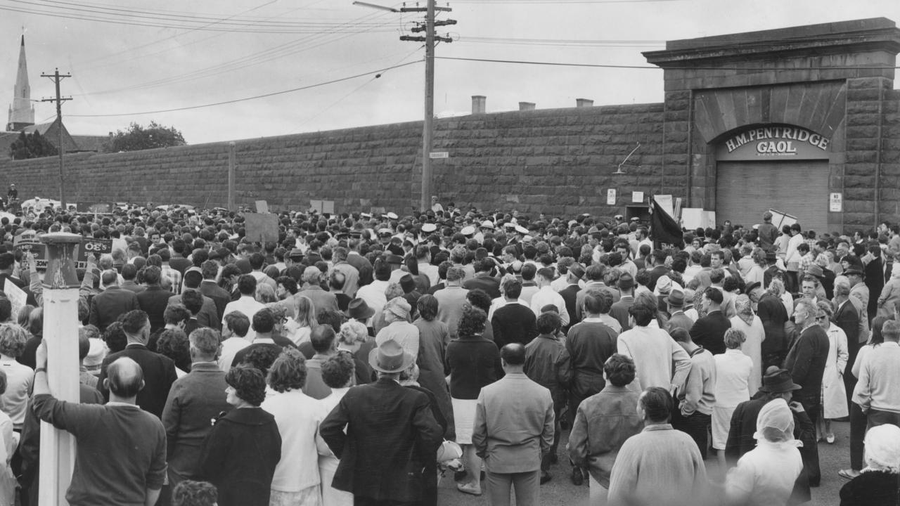 Anti-hanging protest marchers outside Pentridge Prison, before the hanging of Ronald Ryan in February 1967. Picture: Bill Tindale.