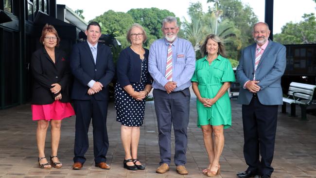 (L-R) Cr Julie Mathews, Cr Steven Plant, Mayor Liz Schmidt, Cr Alan Barr, Deputy Mayor Kate Hastie, Cr Graham Lohmann, Absent: Cr Kim Farmer