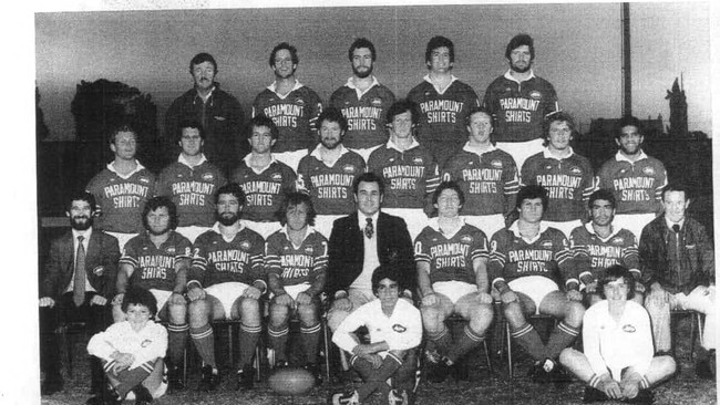 Bill Caralis, in the centre of the front row, is flanked by League legends Tommy Raudonikis and Phil Gould. Picture: supplied