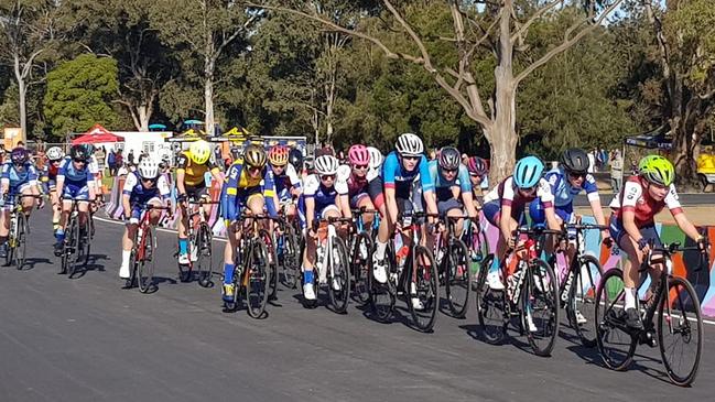 Cairns Cycling Club rider Chloe Buckley, 13, (aqua helmet second from right) performed very well in debut AusCycling Junior Titles in the U15 Women division in Wollongong.