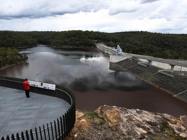 SYDNEY, AUSTRALIA - NCA NewsWire Photos OCTOBER, 29, 2020: General view of the Warragamba Dam, in Warragamba NSW. The Warragamba Dam is close to full after Sydney's recent rain. Picture: NCA NewsWire/Bianca De Marchi