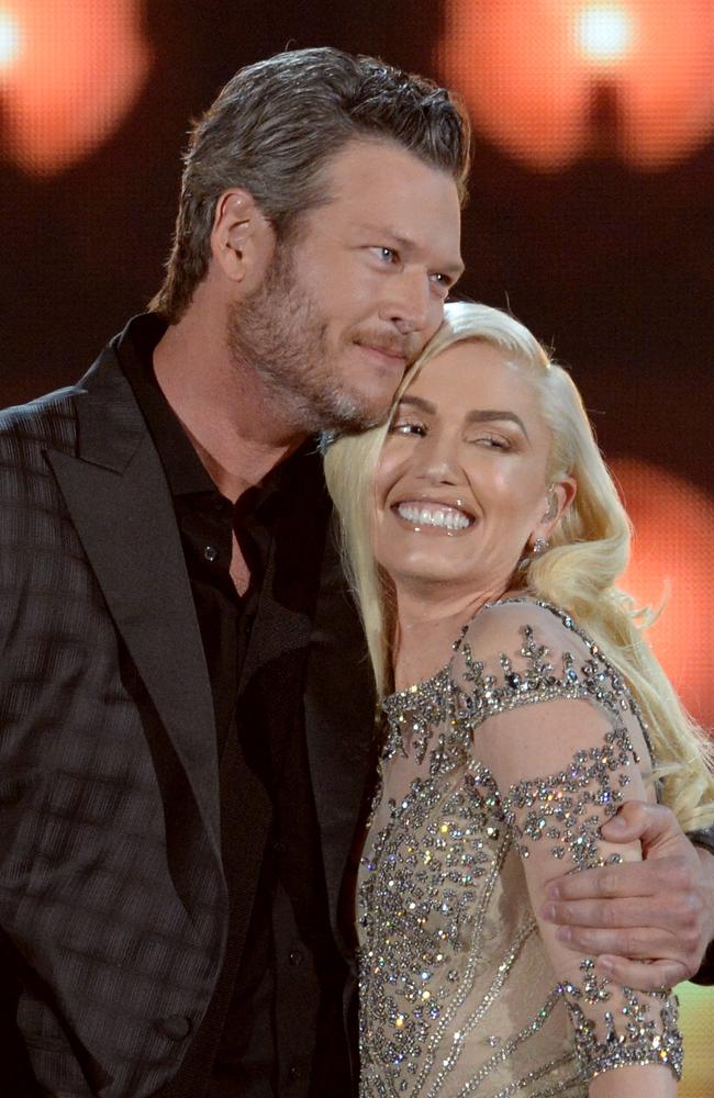 Gwen Stefani and Blake Shelton are getting married TMZ report Herald Sun