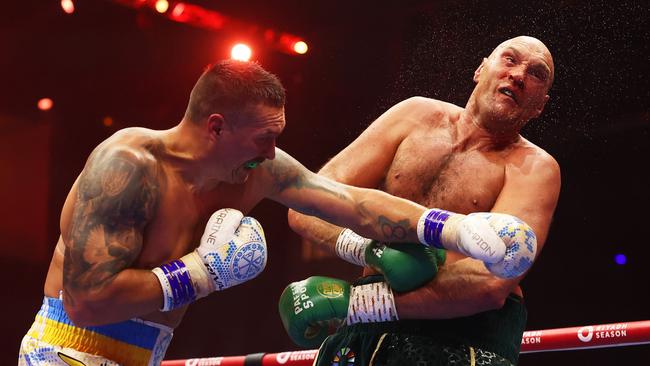 Usyk definitely landed the best of the shots. Photo by Richard Pelham/Getty Images