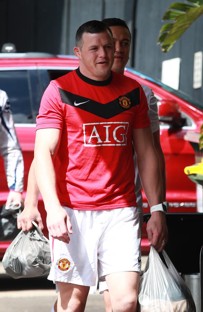 Brett Morris as Manchester United star Wayne Rooney. Picture. Phil Hillyard