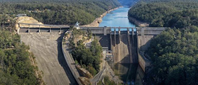 Years of reduced water flow from the dam has caused toxic algal blooms, excessive aquatic weed growth, and increased salinity in the lower Hawkesbury-Nepean river. Picture: WaterNSW