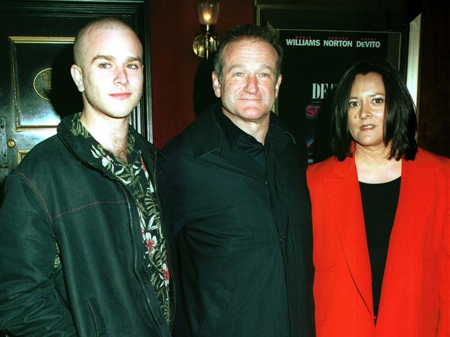 Robin Williams, Zak Williams and Marcia Williams in 2002. Picture: Splash News