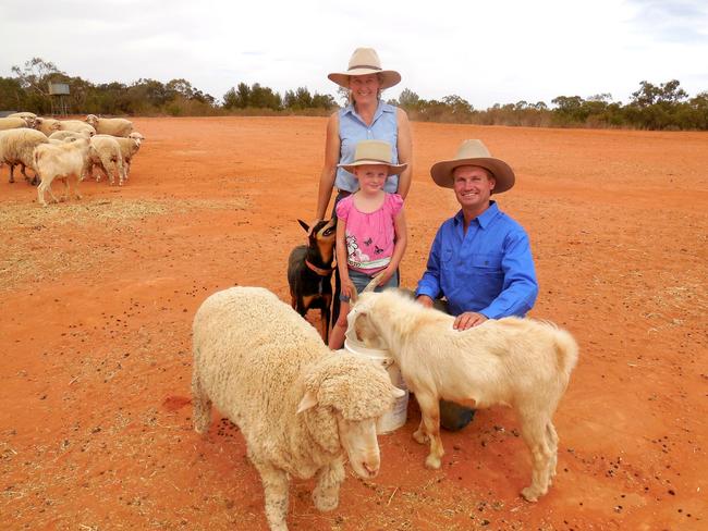 Farmer Lachlan Gall with daughter Georgina Gal and wife Joanna on their property. Picture: Lynne Gall