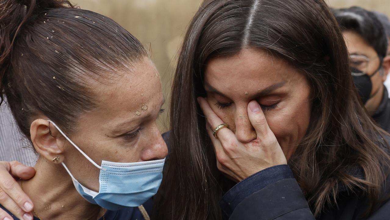 Spain’s King And Queen Pelted With Mud, Rocks And Bottles During Tour ...