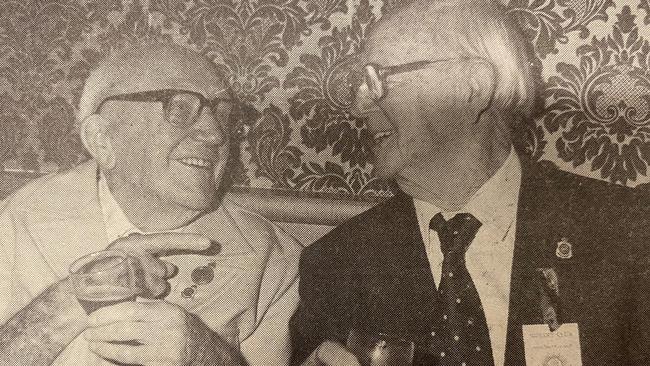 Gold Coast Gallipoli veterans Les Nervis and Rod McLeod on Anzac Day 1985.