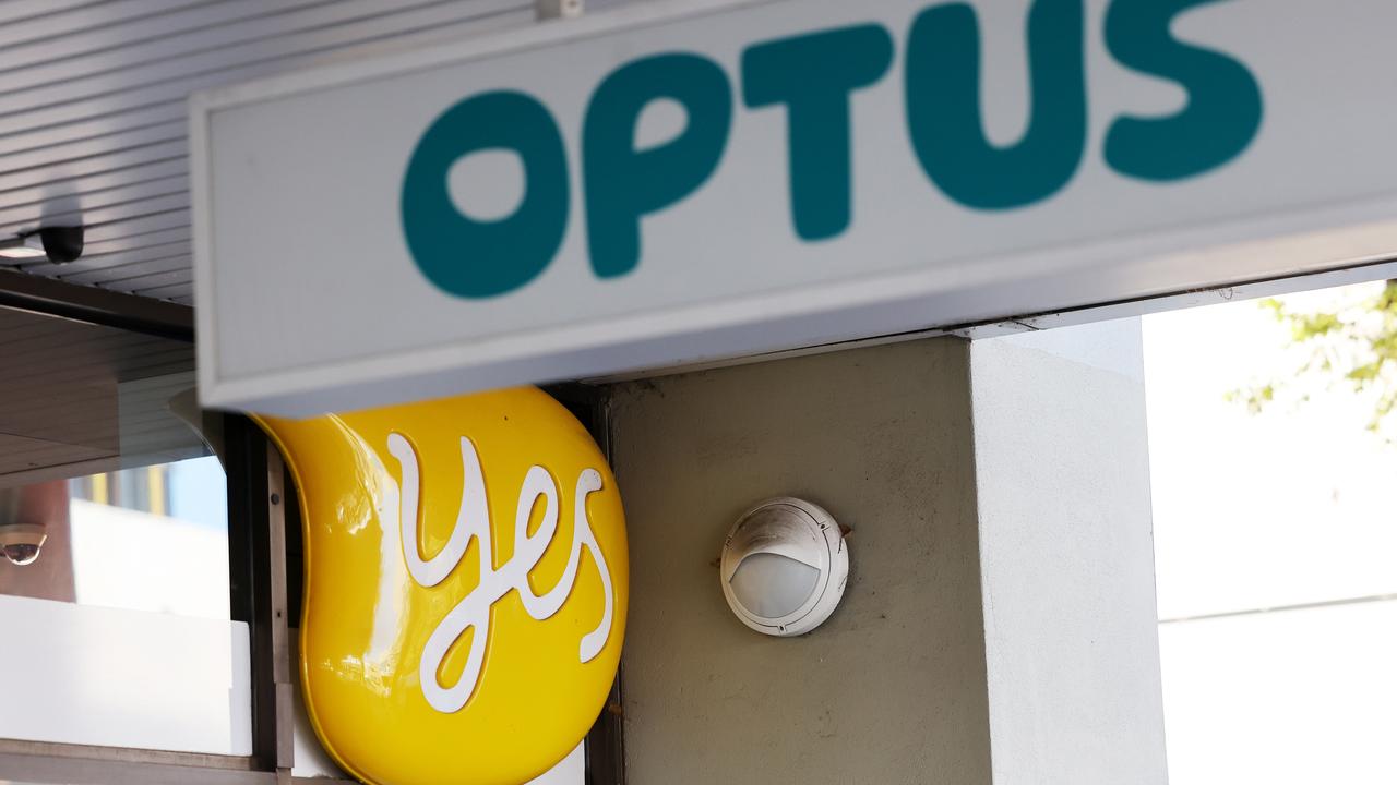 Optus i TPG zwracają miliony po przeładowaniu prędkości Internetu