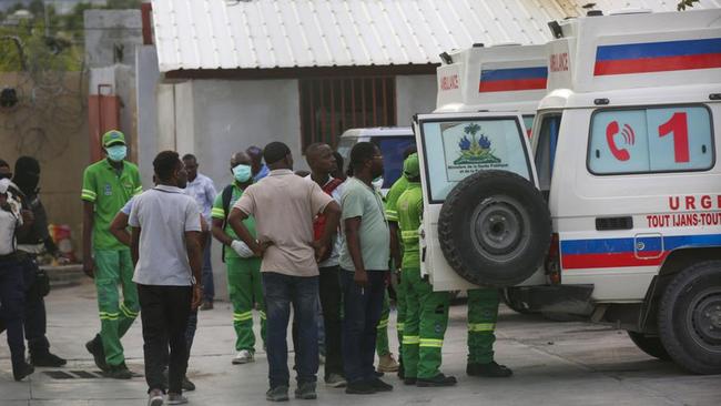 Gangs in Haiti kill two journalists in hospital attack