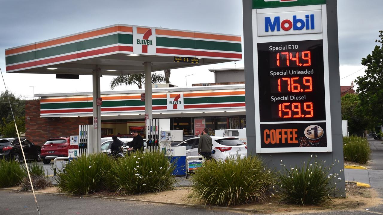平均而言，西悉尼的汽油价格比东悉尼便宜。 图片：尼基康诺利