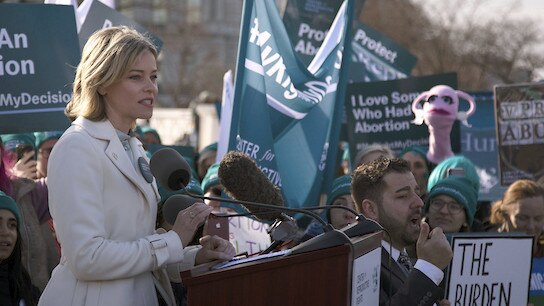 IActress Elizabeth Banks speaks to abortion rights supporters outside the US Supreme Court on Thursday. Picture: Centre for Reproductive Rights via AP